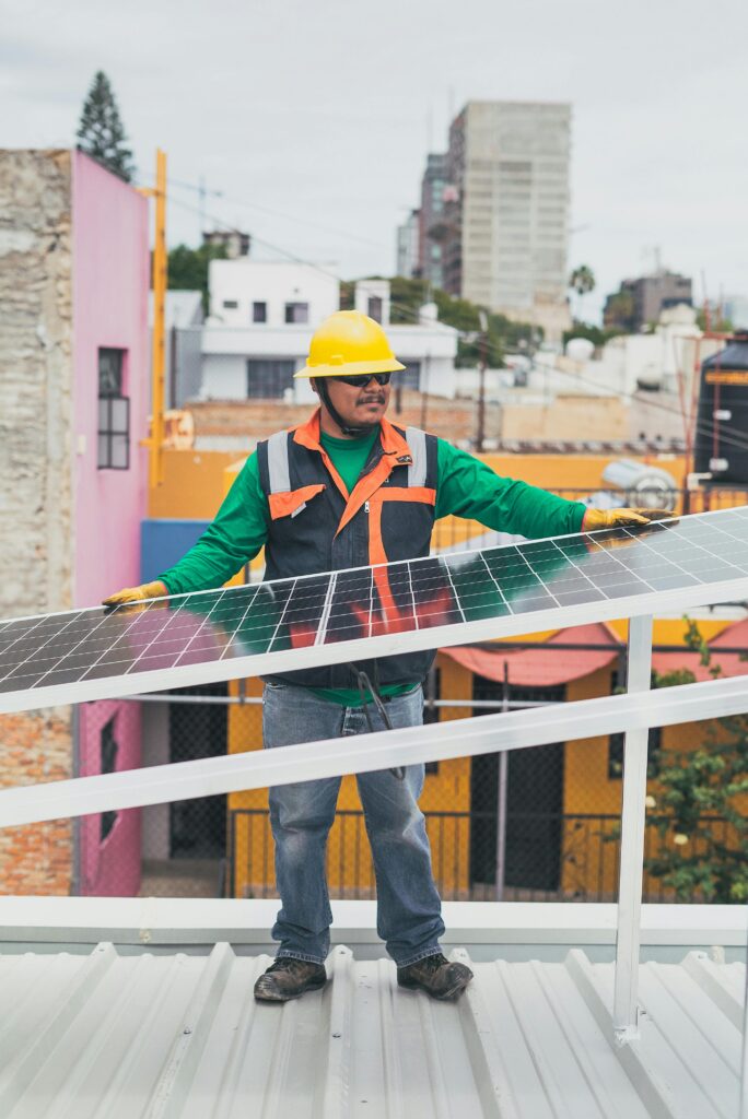 Ghar ke liye Solar Panel Azamgarh