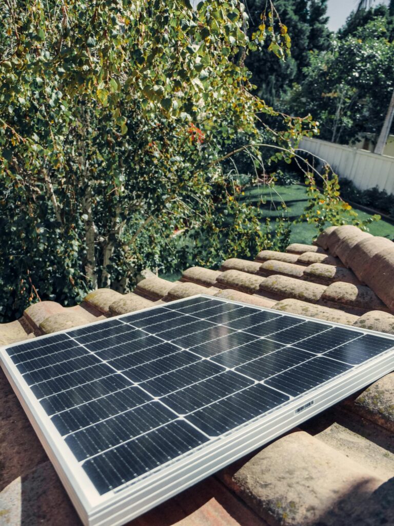 Ghar ke liye Solar Panel Azamgarh
